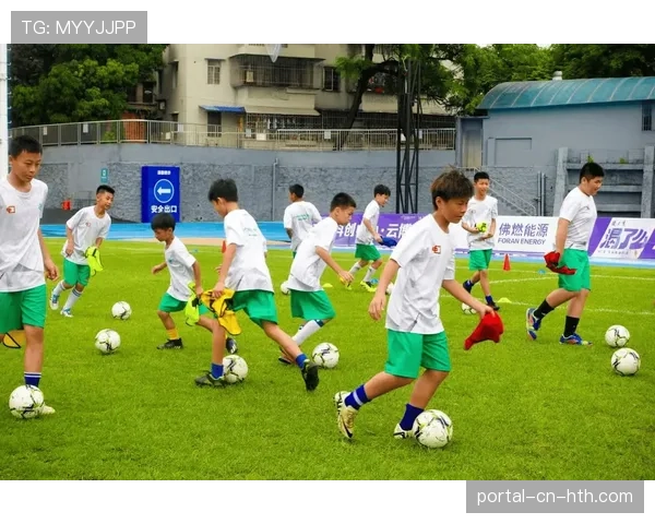 西甲俱乐部青训体系调整，肋部进攻成年轻球员必修课